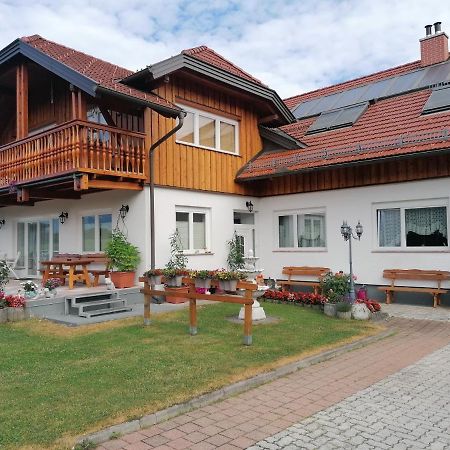 Ferienwohnung Liskowetz Lambichl Екстер'єр фото